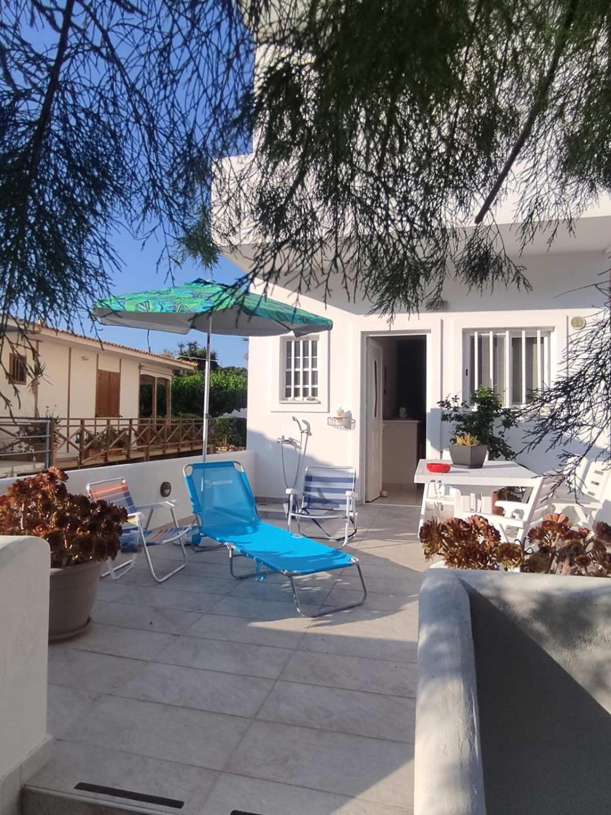Katerina Summerhouse * Dhaskalion